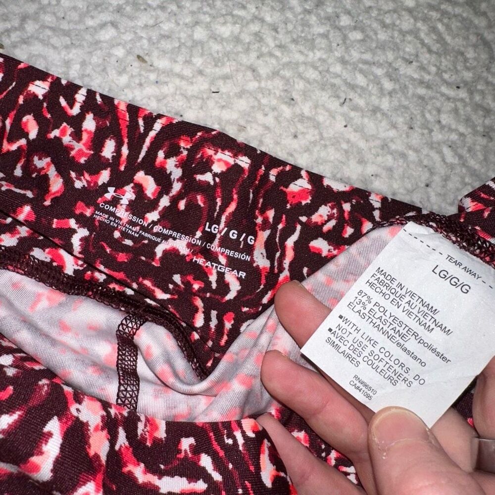 Under Armour Large Cropped Compression Leggings B… - image 4